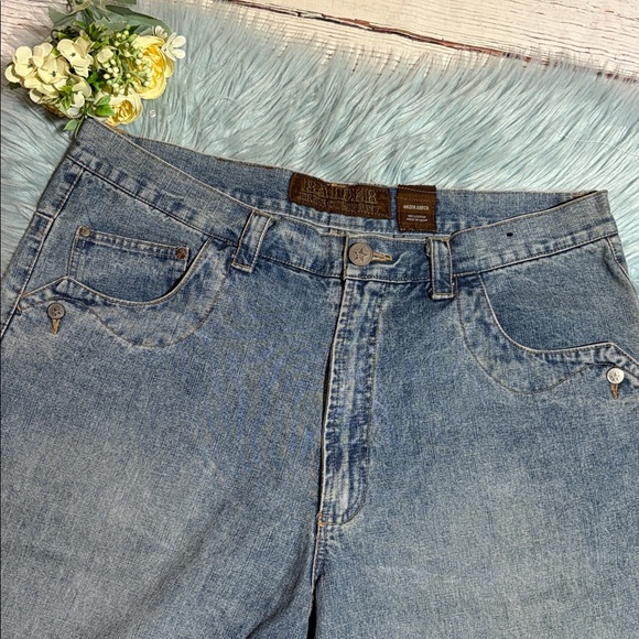 Vintage Raider Jean Company Cotton Jean Shorts sz 38 - Picture 2 of 7